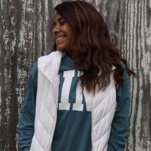 Meet your Posher, Jessica